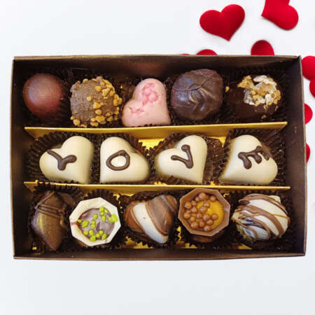 Ръчно изработени бонбони "Love", 14 бр.