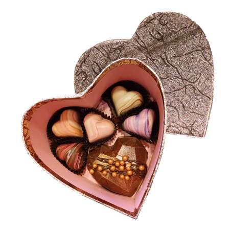 Кутия "Любов" с диамантено сърце от черен шоколад