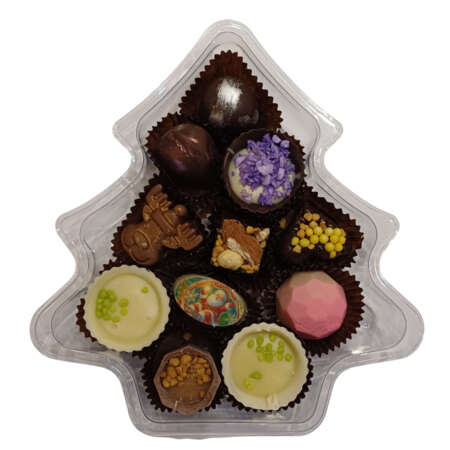 Ръчно изработени бонбони „Асорти“ елха - 11 бр.