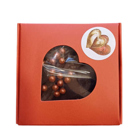 Кутия с диамантено сърце черен шоколад 60 г